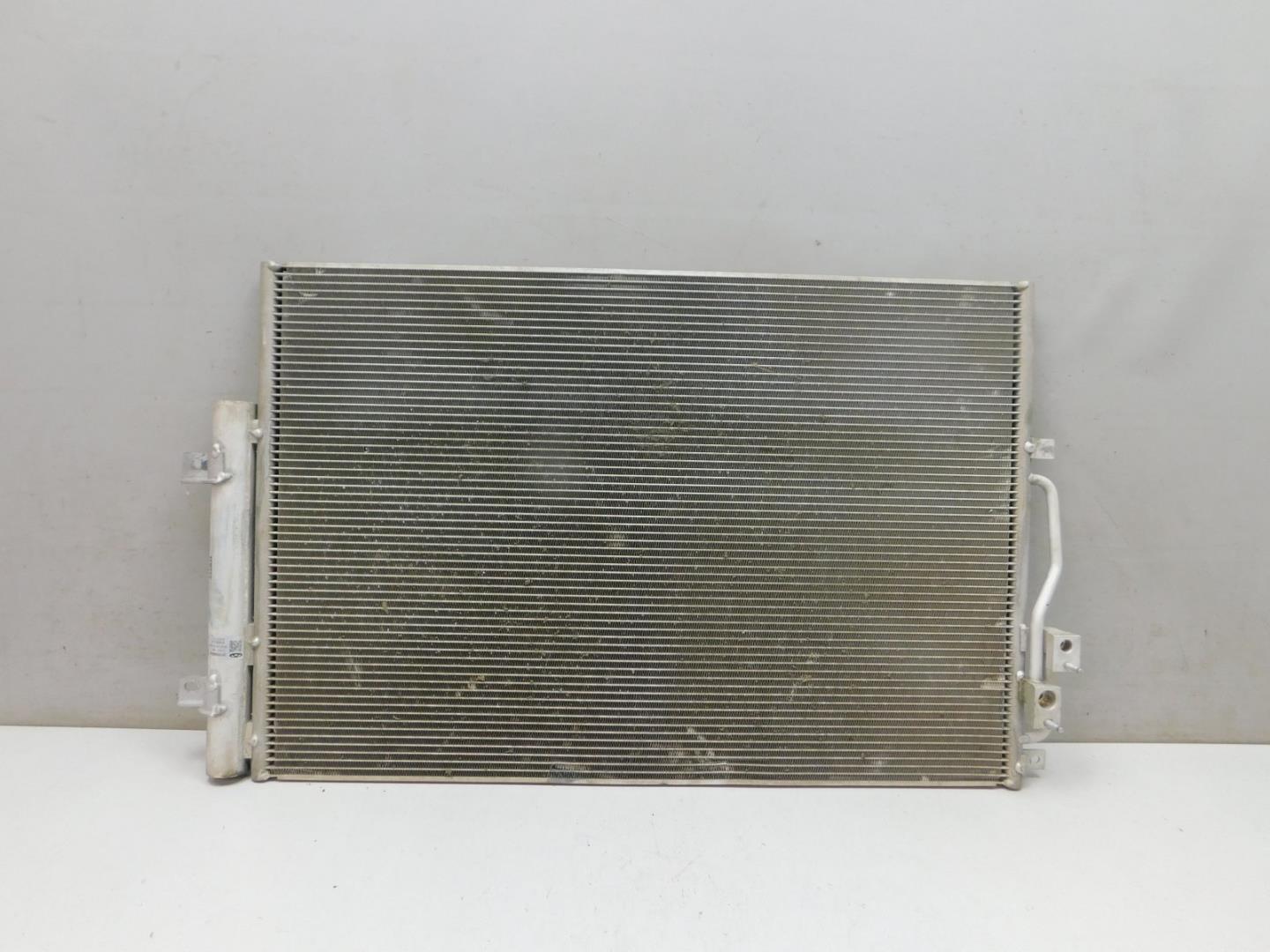 Радиатор кондиционера / конденсер