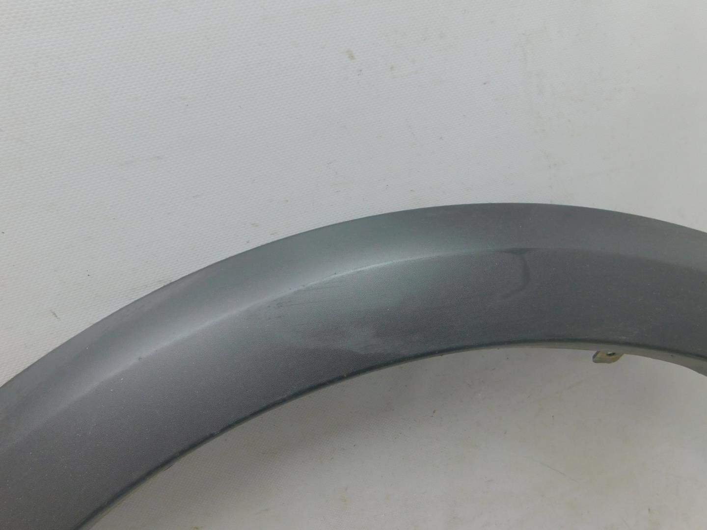 Накладка заднего крыла левого