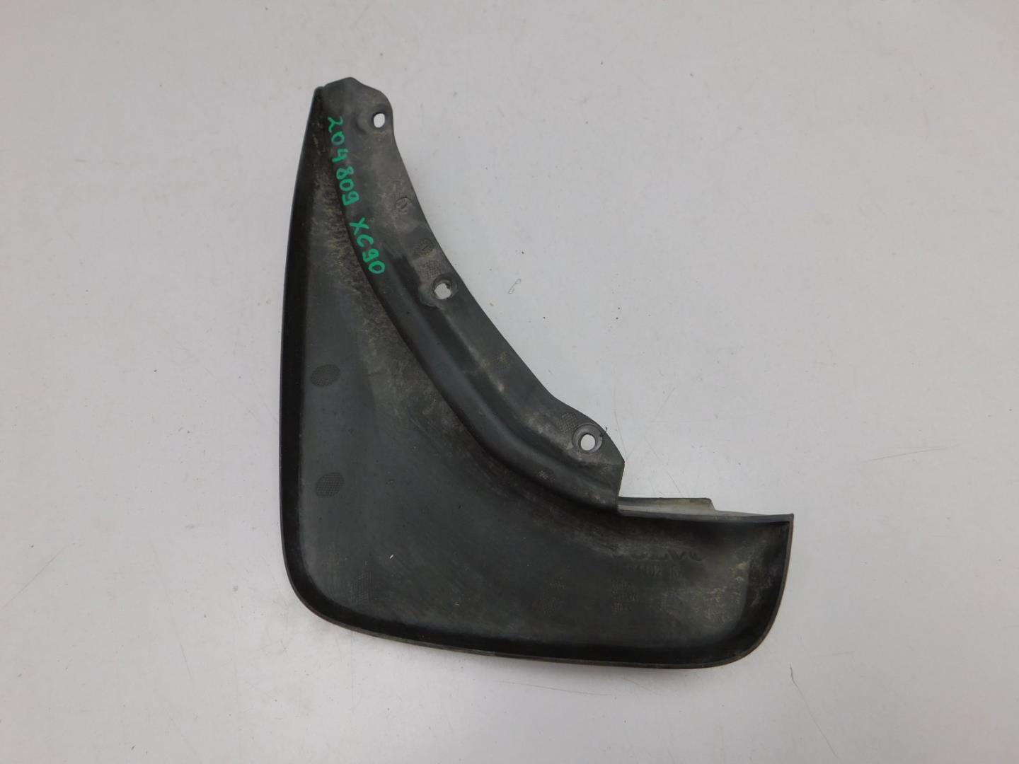 Брызговик задний правый