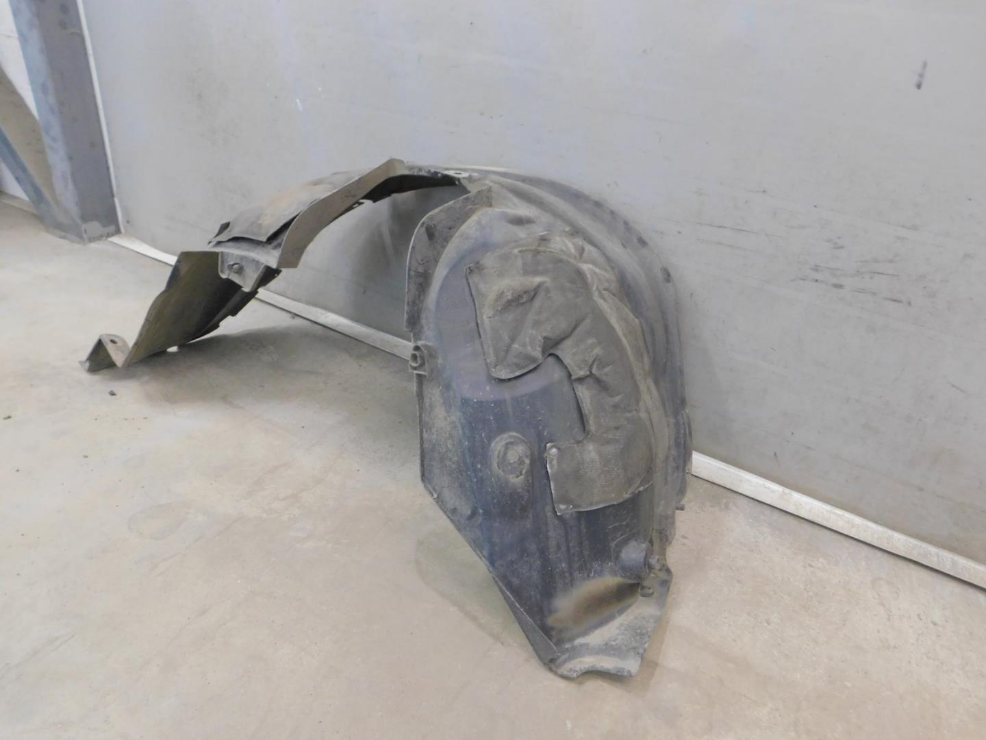 Локер передний правый