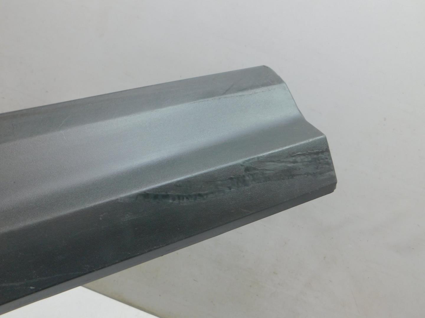 Накладка двери задней правой