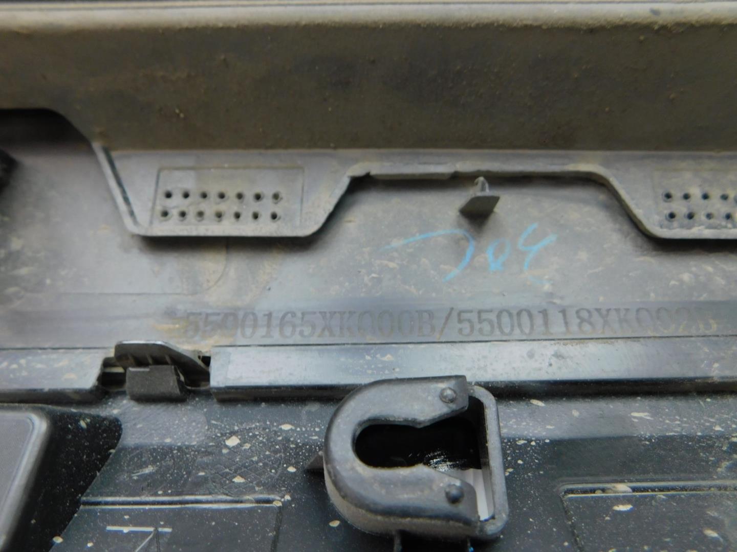 Накладка двери передней правой