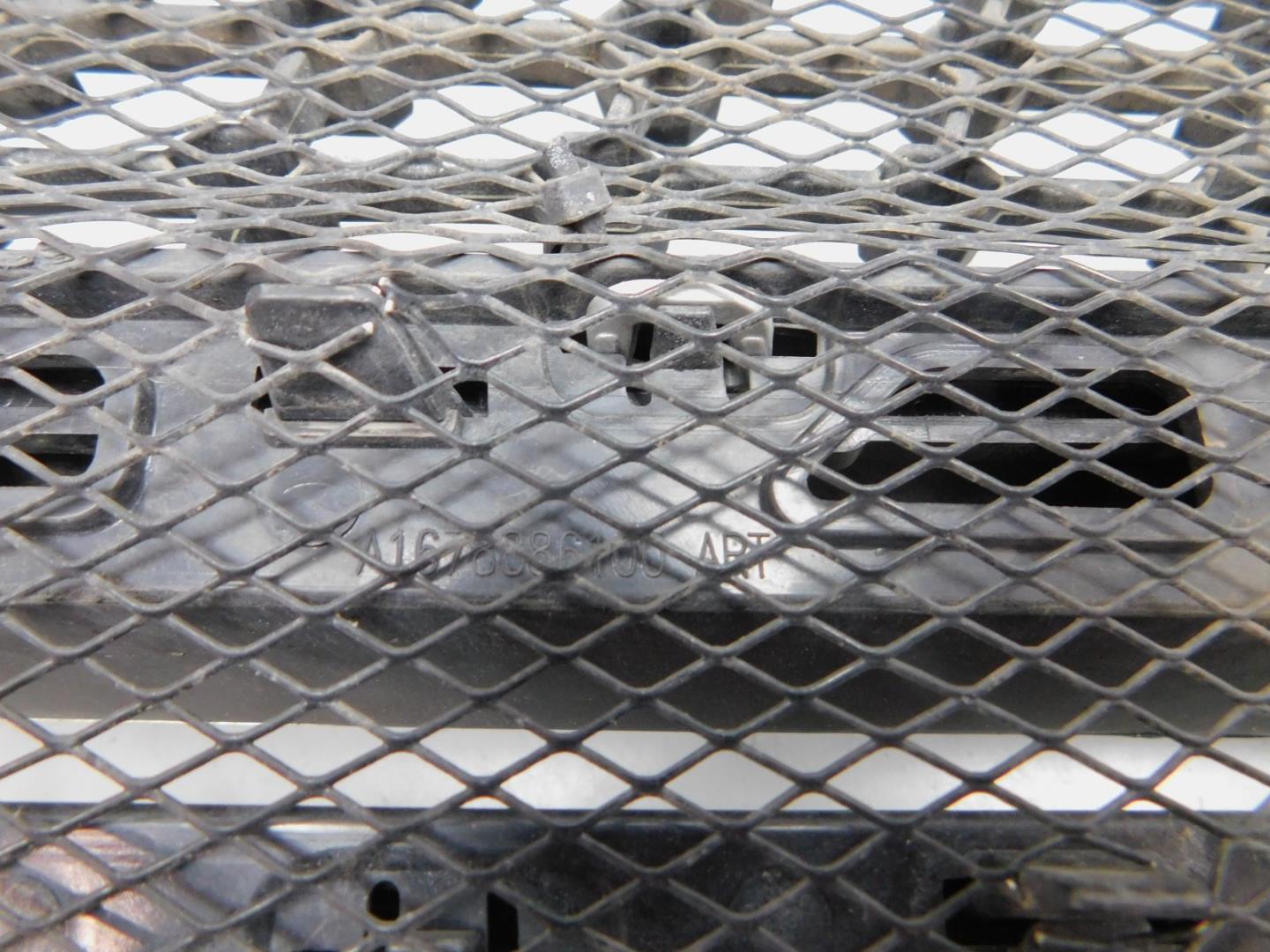 Решетка радиатора