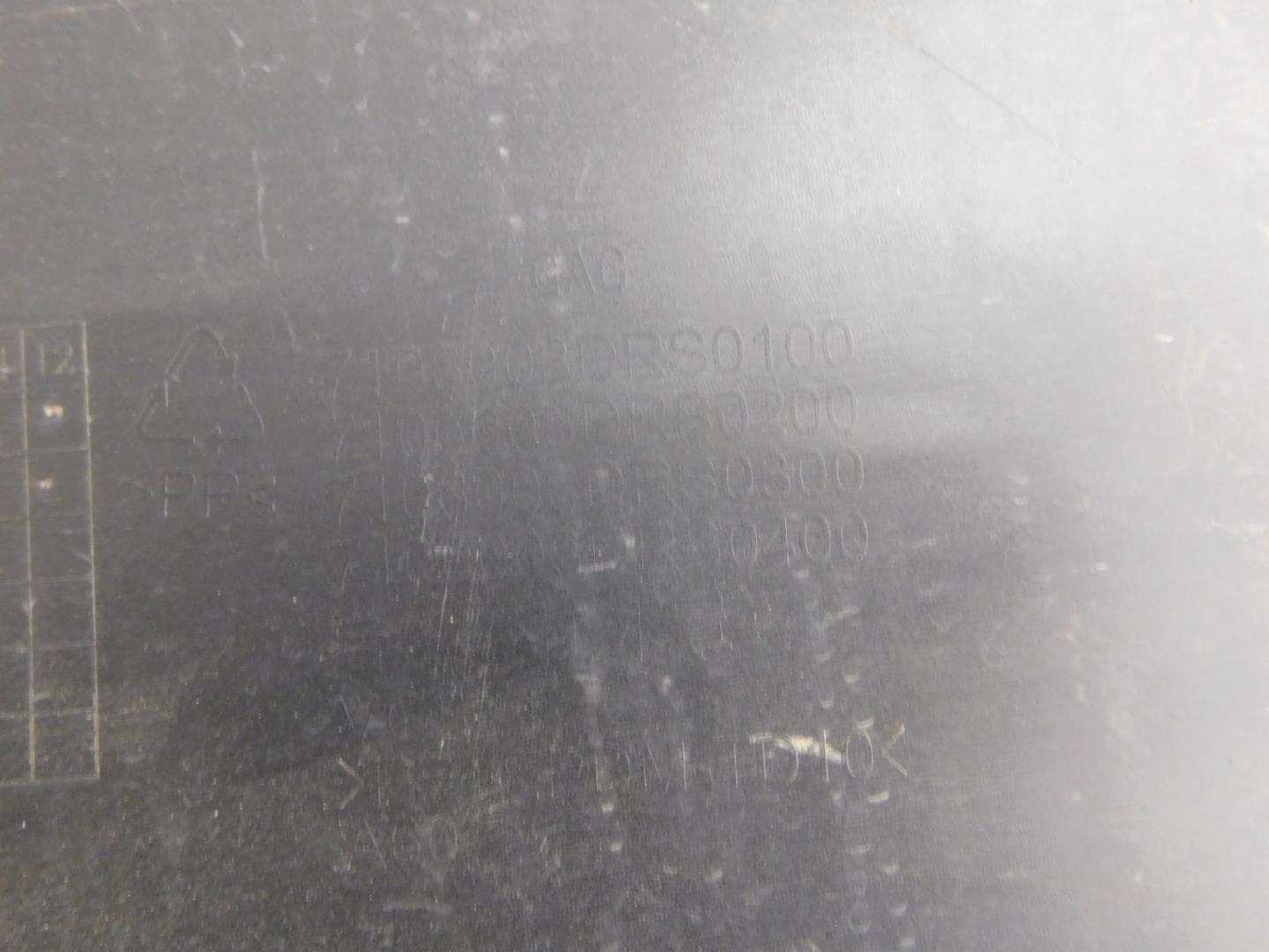 Бампер задний