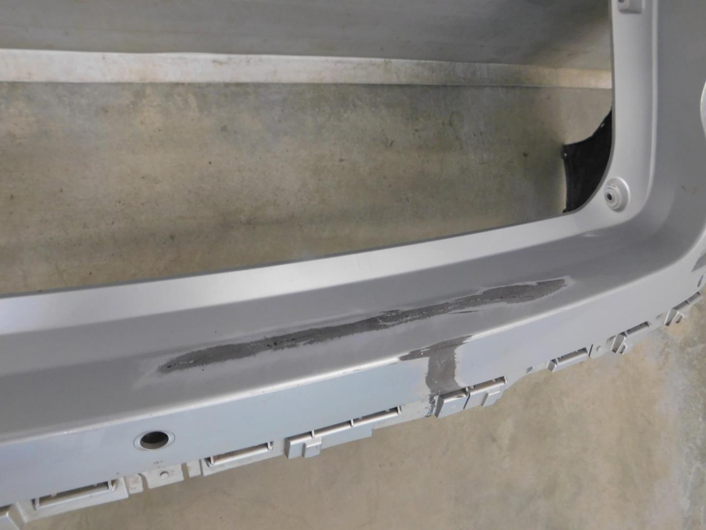 Бампер задний