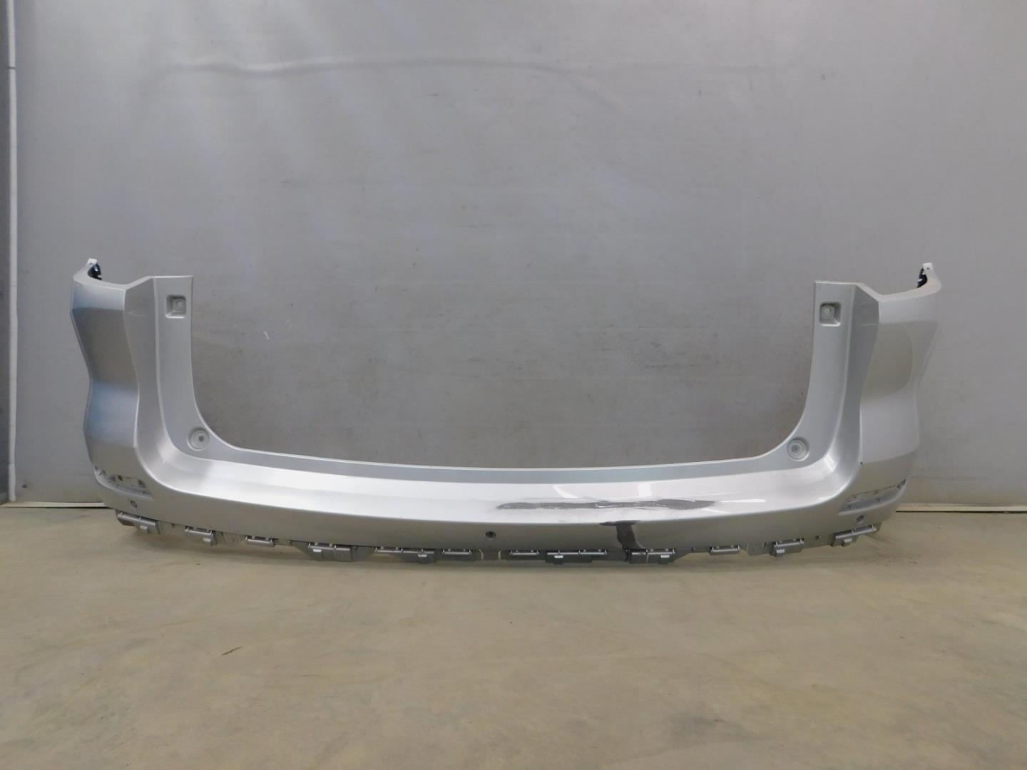 Бампер задний