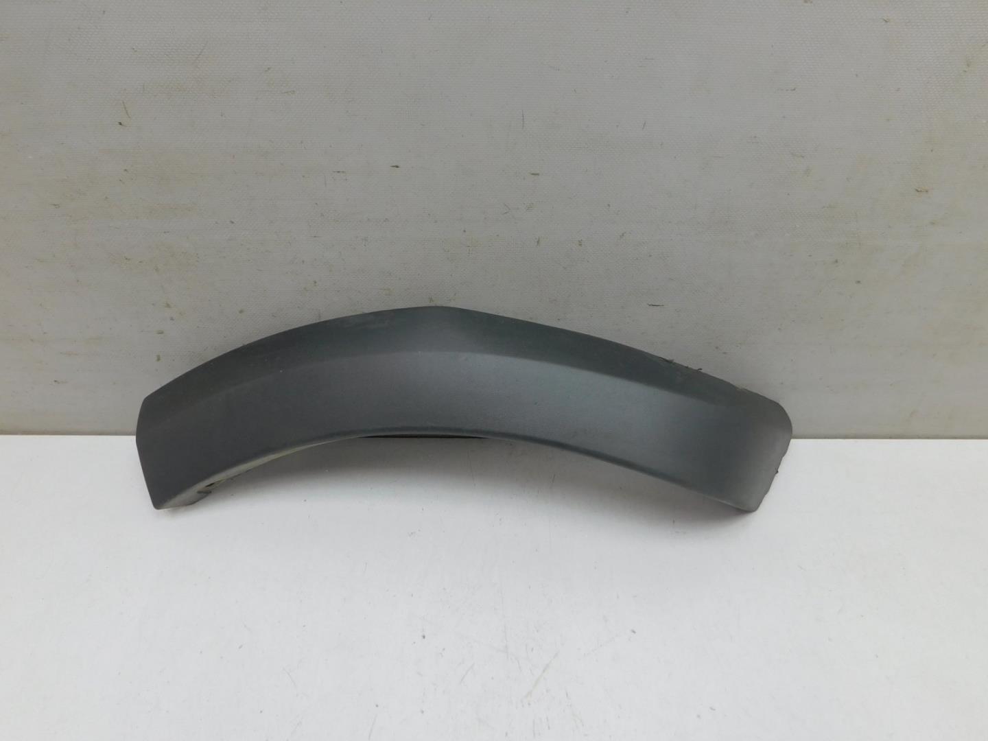 Накладка заднего бампера левая