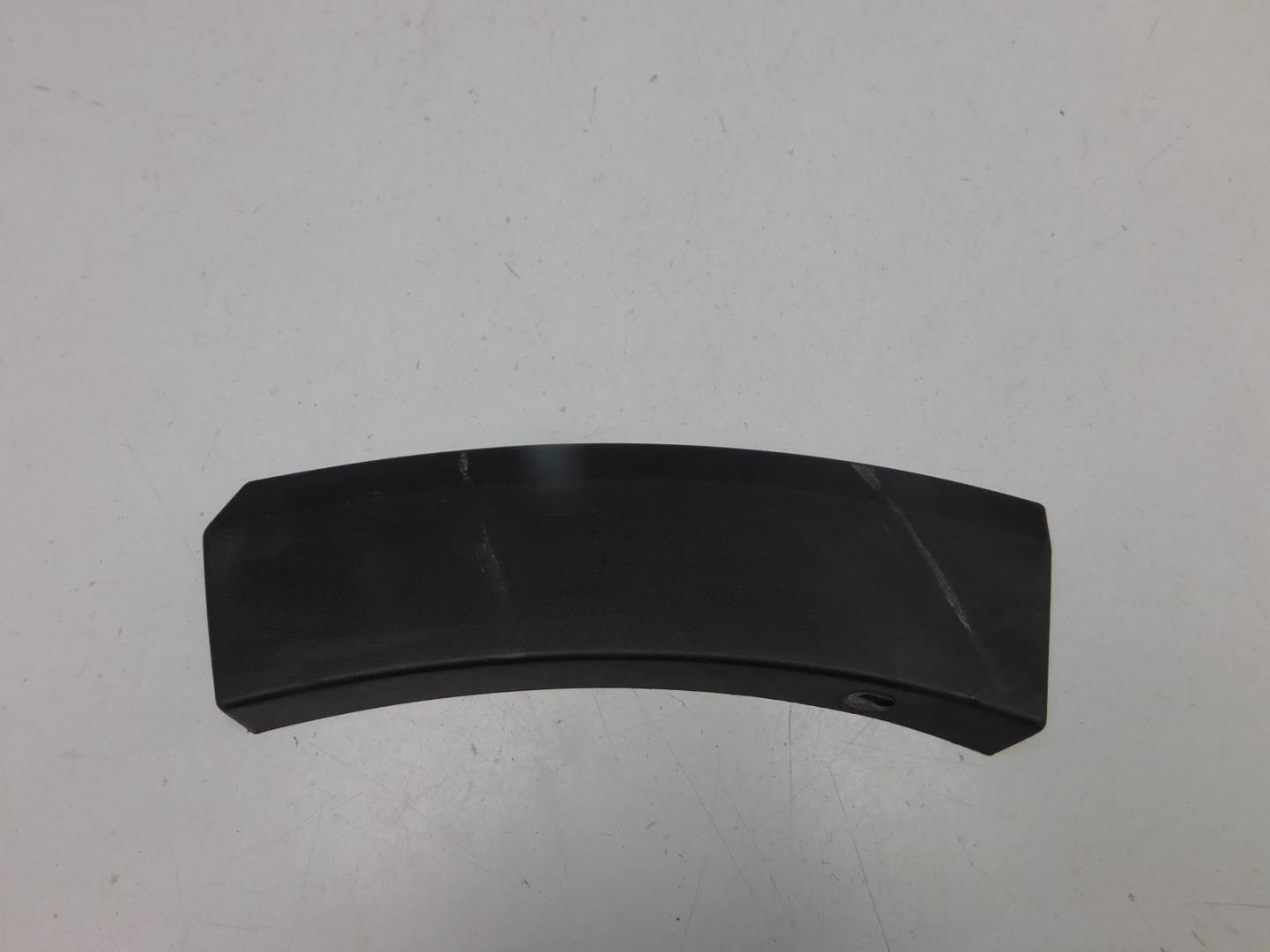 Накладка переднего бампера