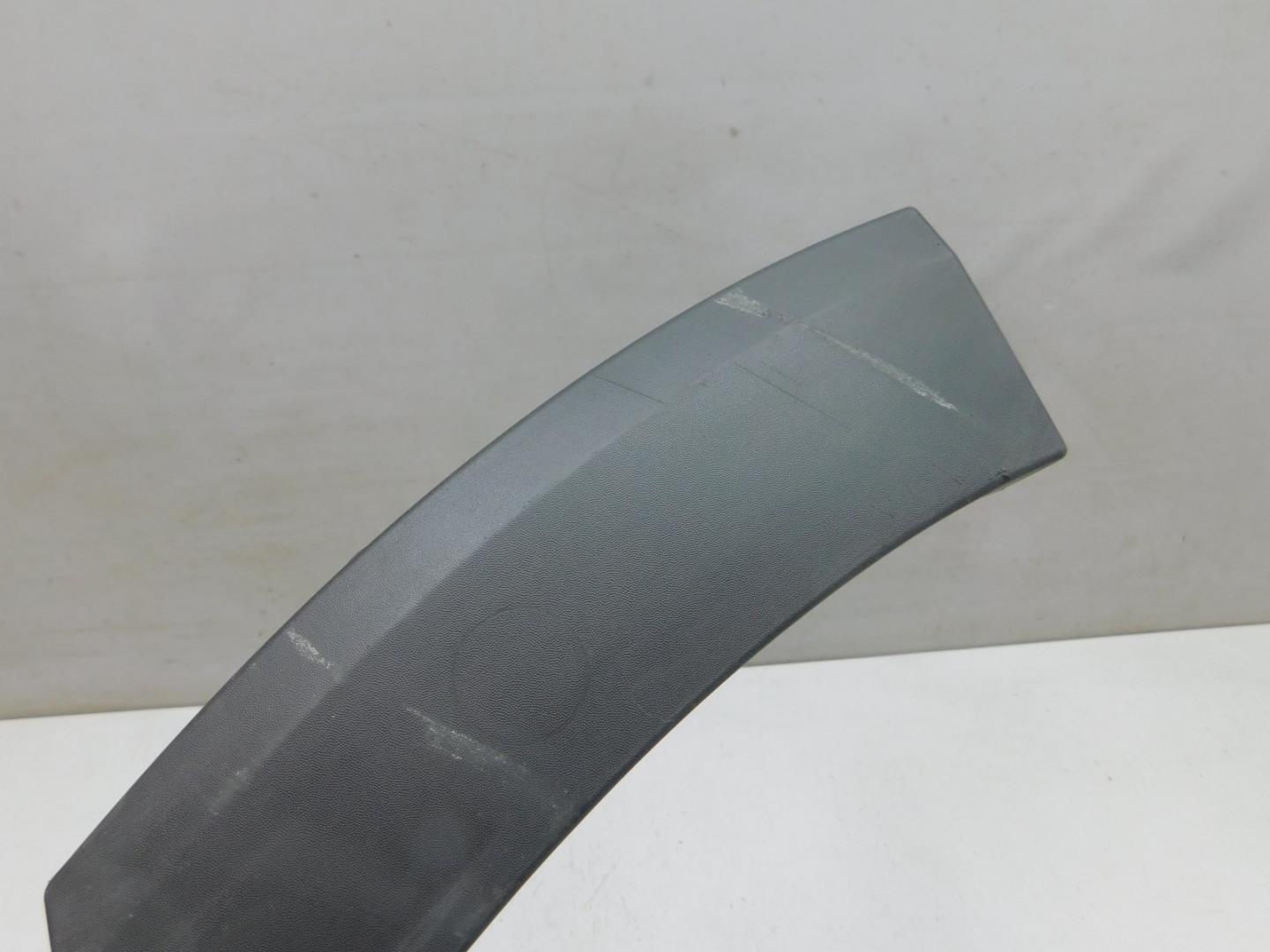 Накладка переднего бампера