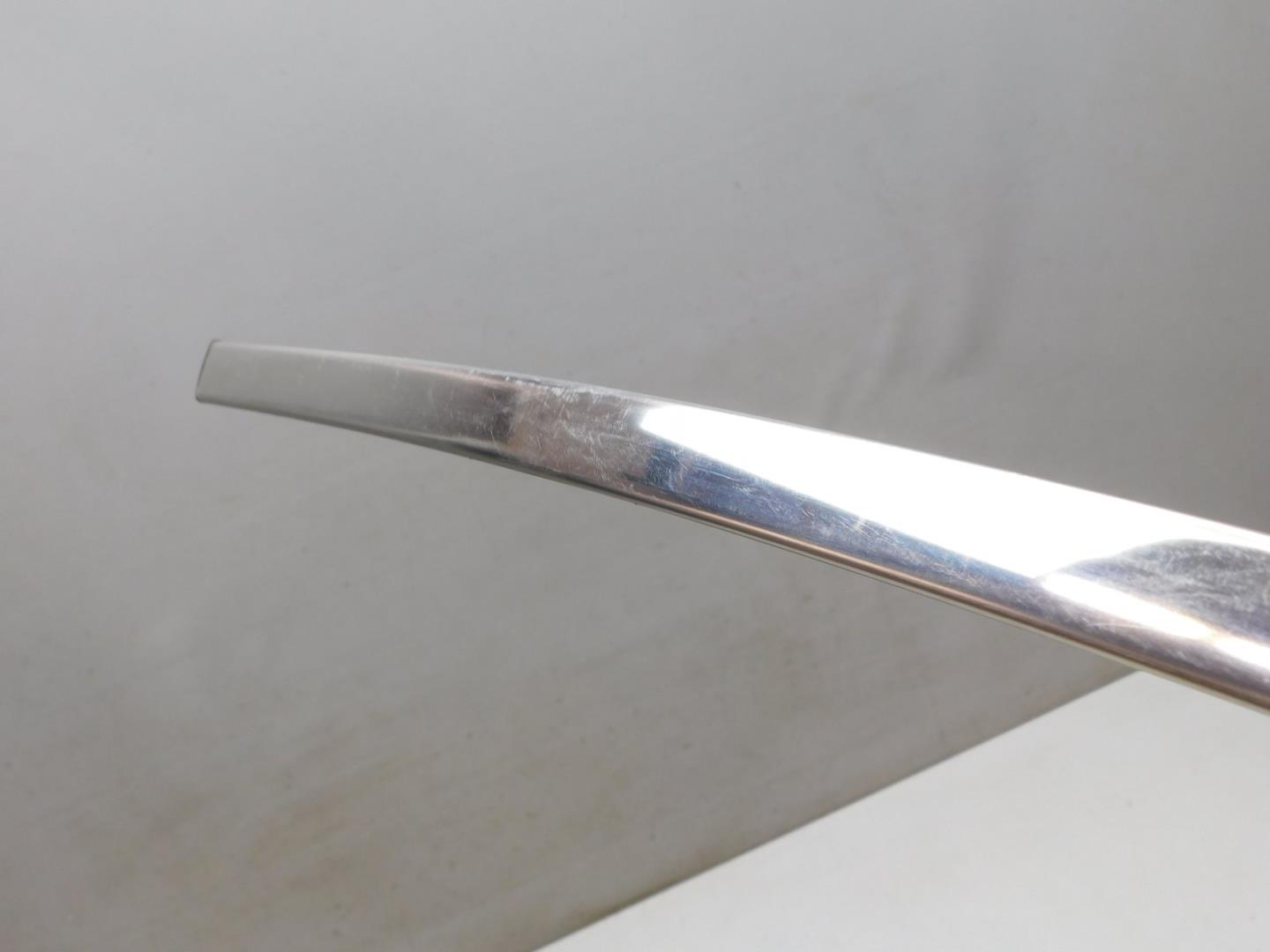 Молдинг передней правой двери