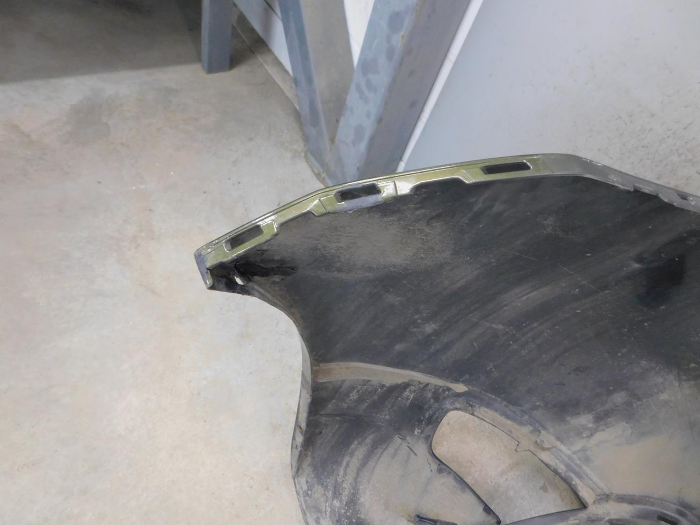 Бампер задний