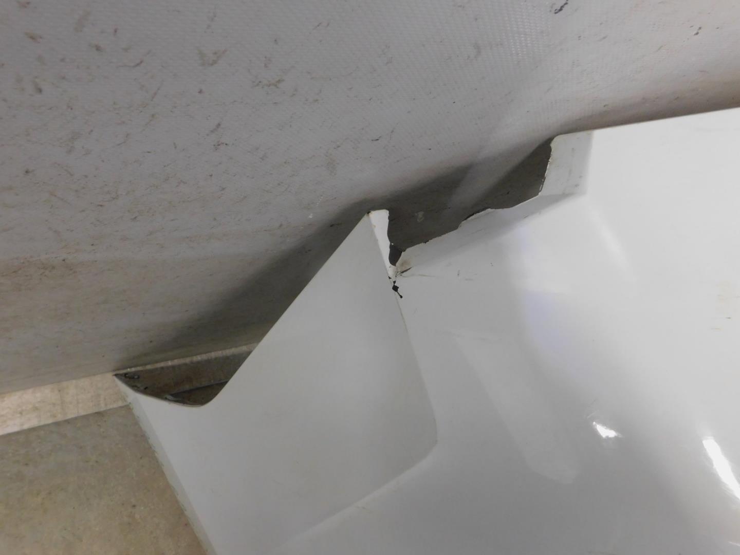 Бампер задний