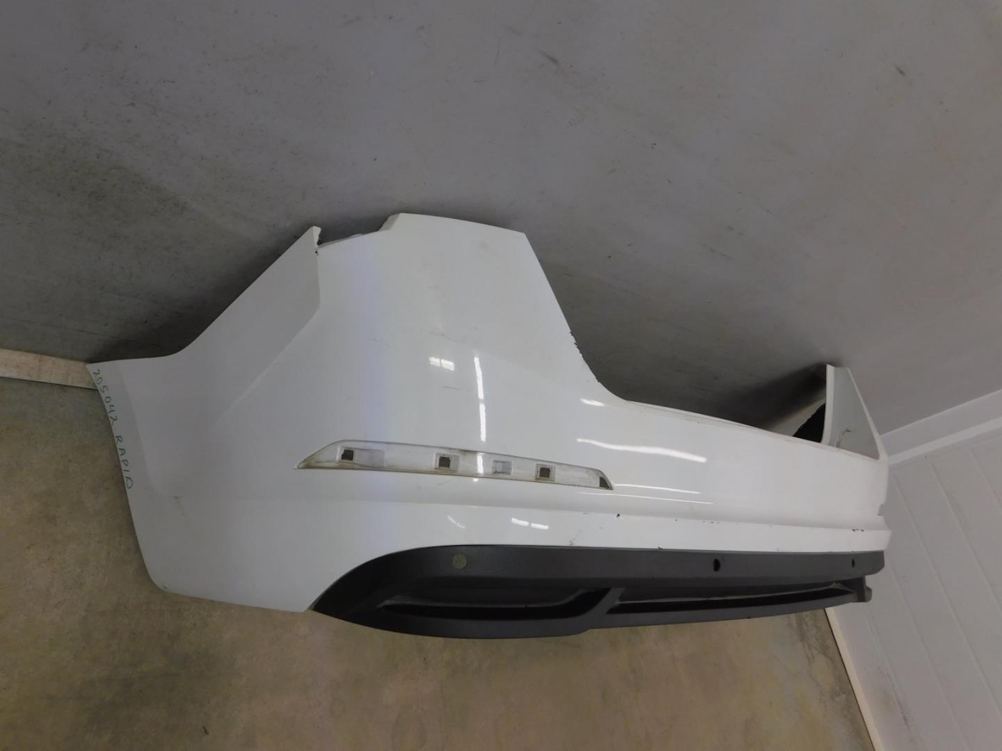 Бампер задний