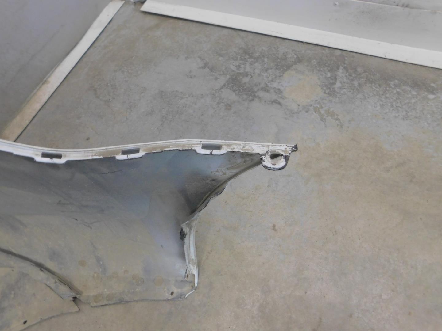 Бампер задний