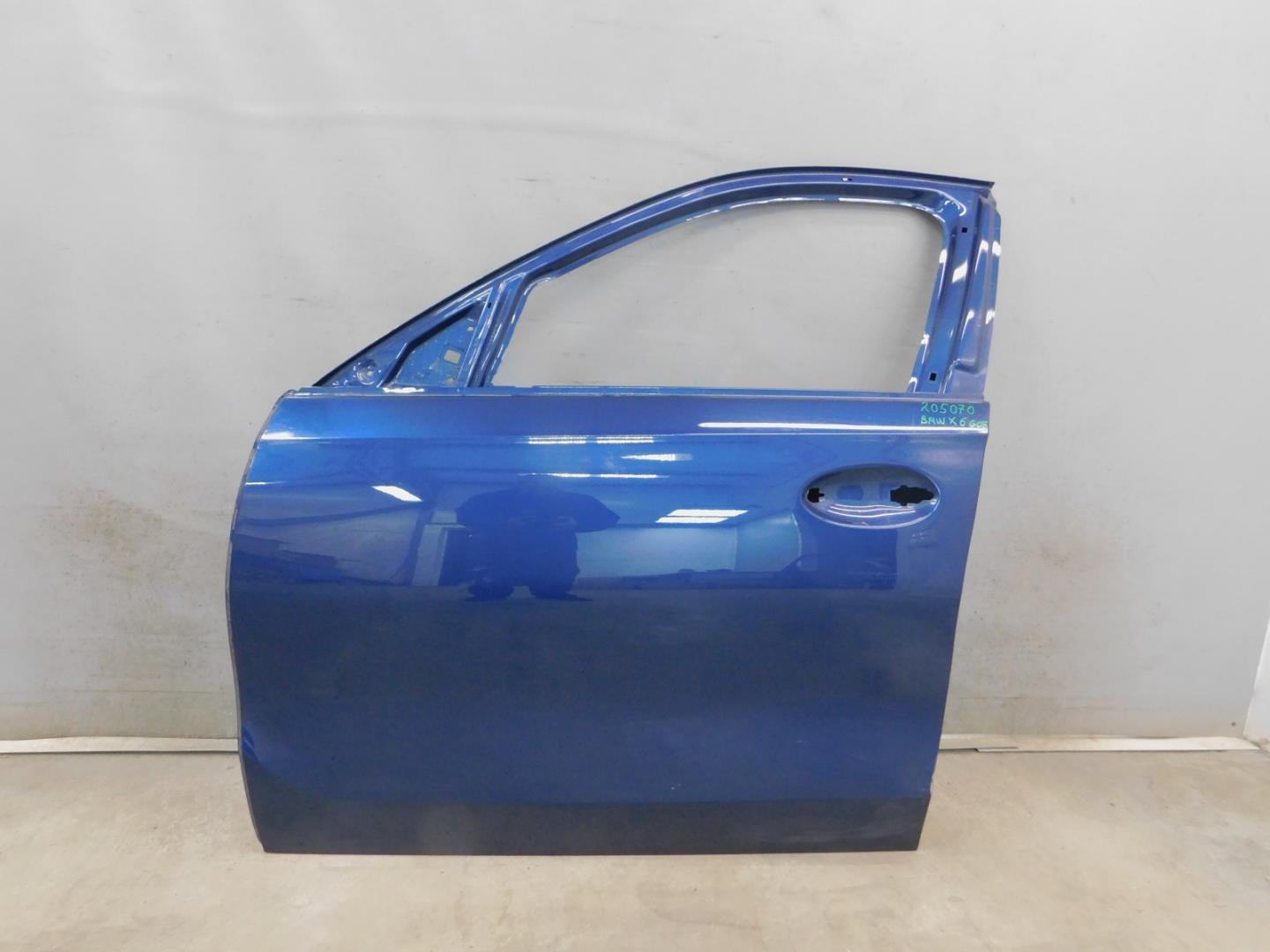 Дверь передняя левая