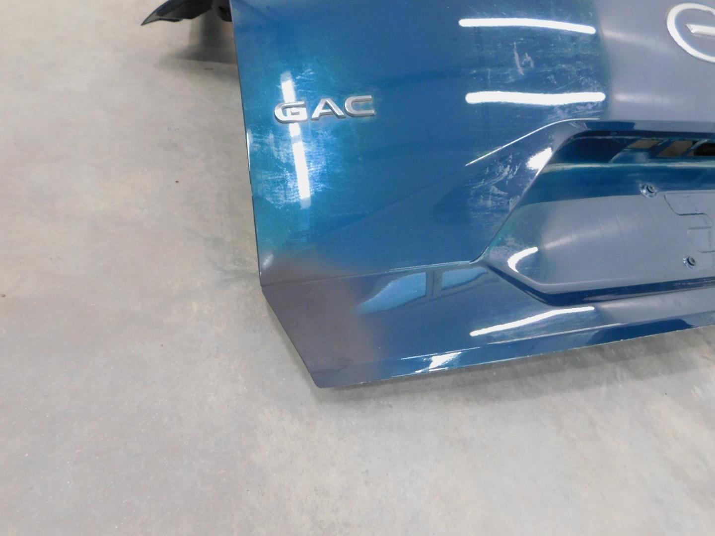 Дверь багажника