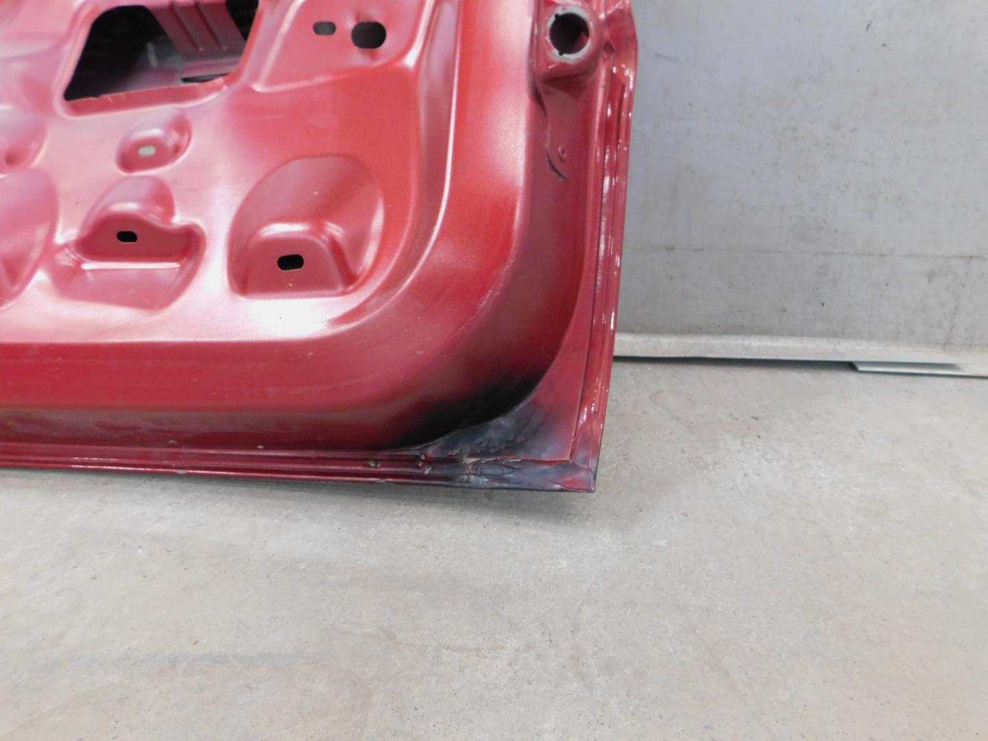 Дверь багажника