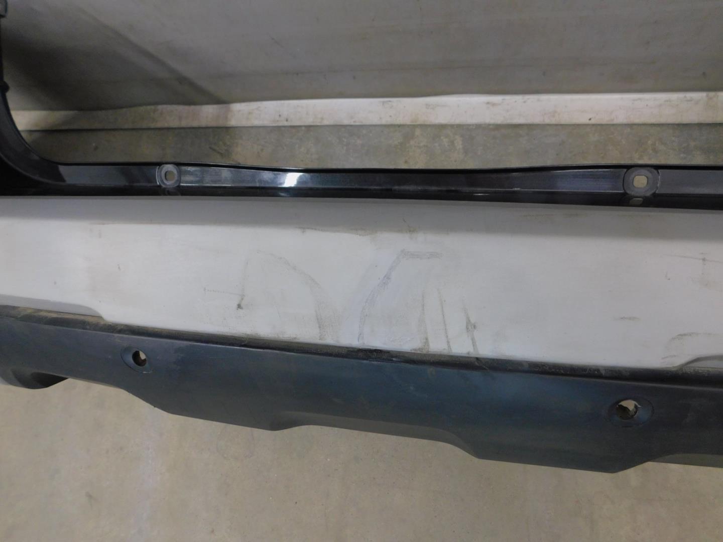 Бампер задний