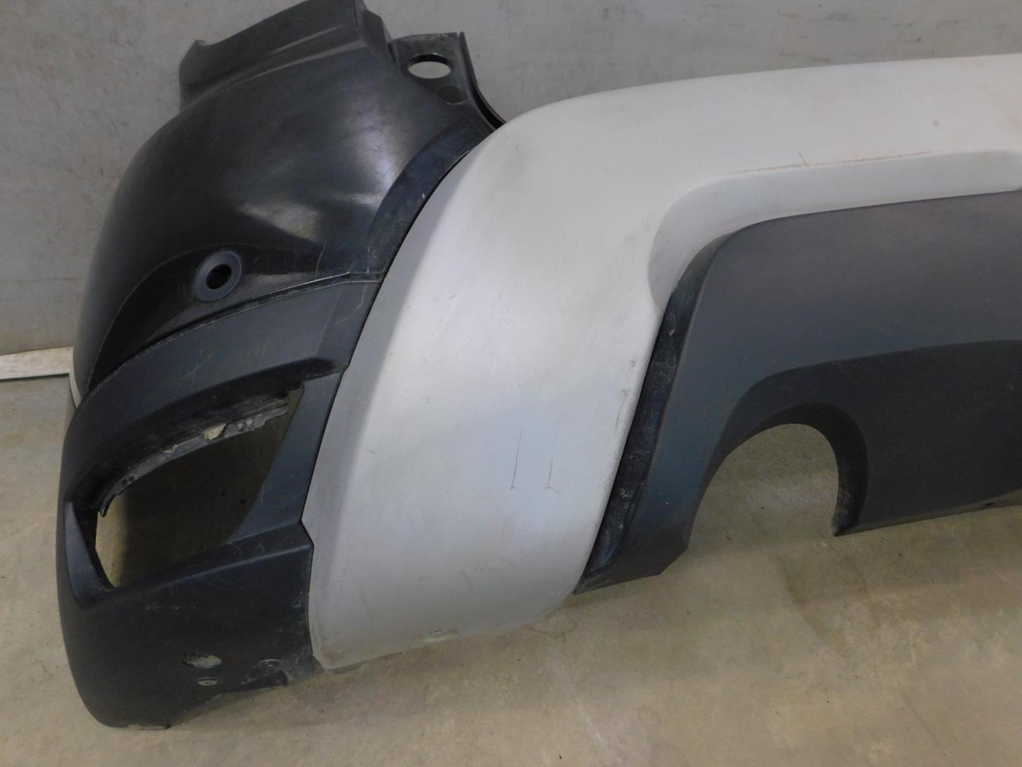 Бампер задний