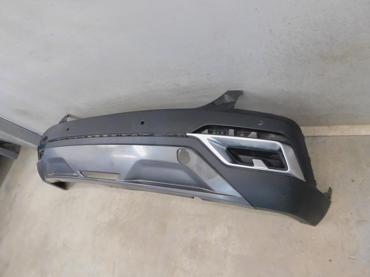 Бампер задний