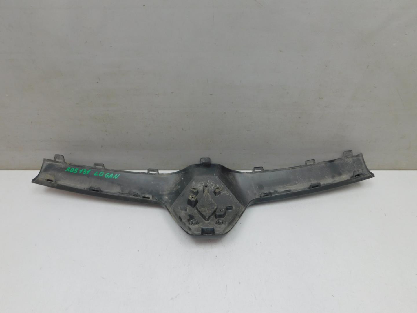 Накладка на решетку радиатора