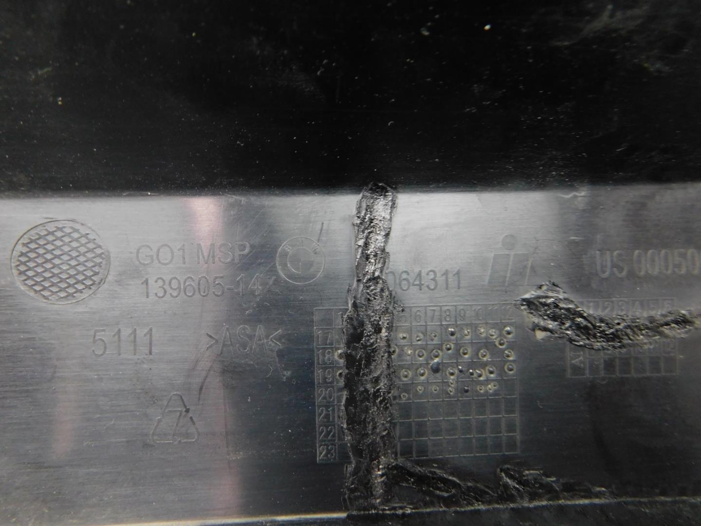 Решетка в бампер левая