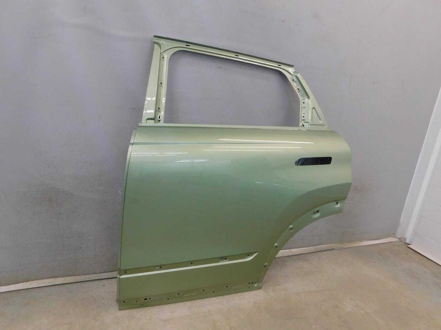 Дверь задняя левая