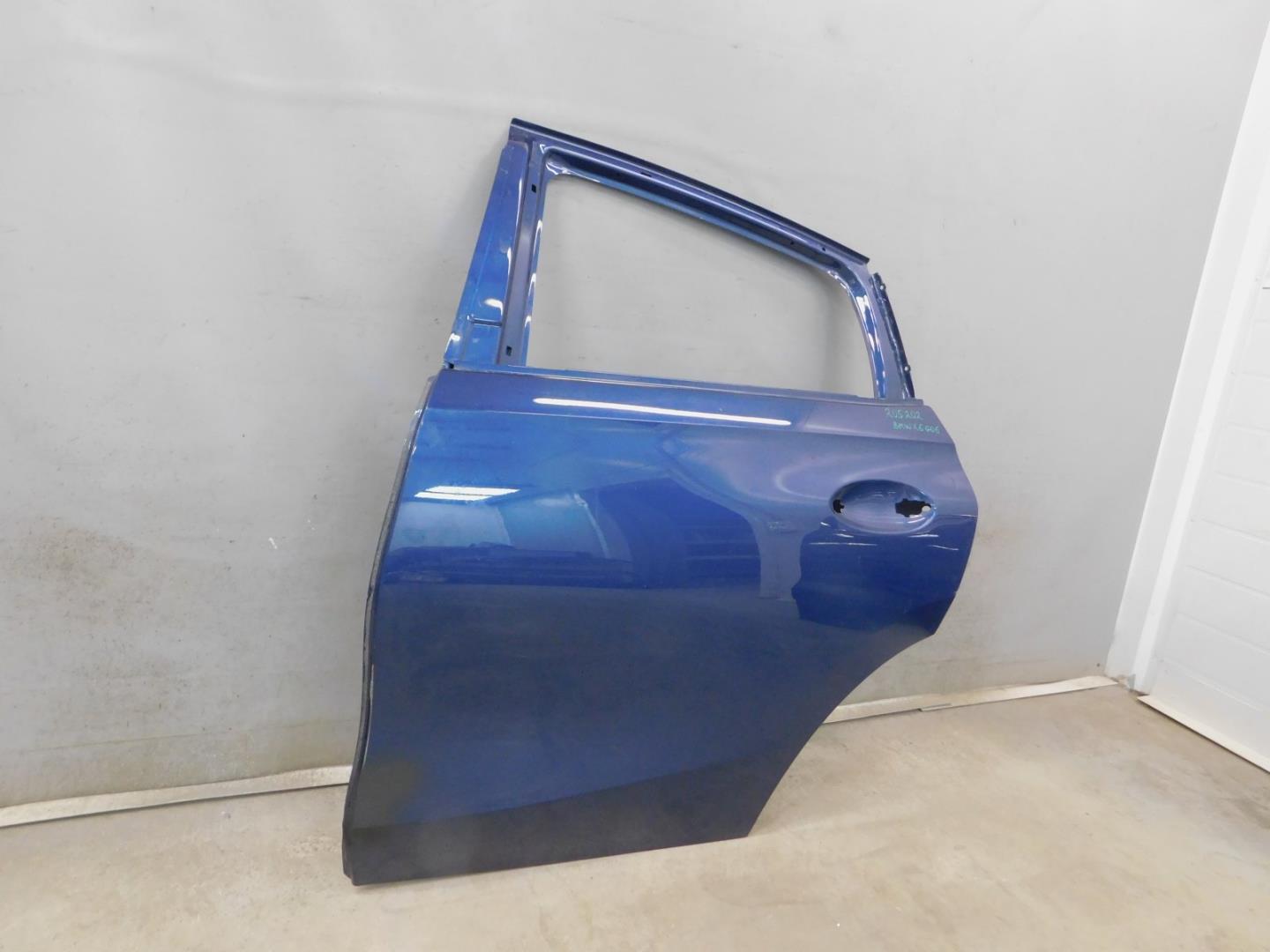 Дверь задняя левая
