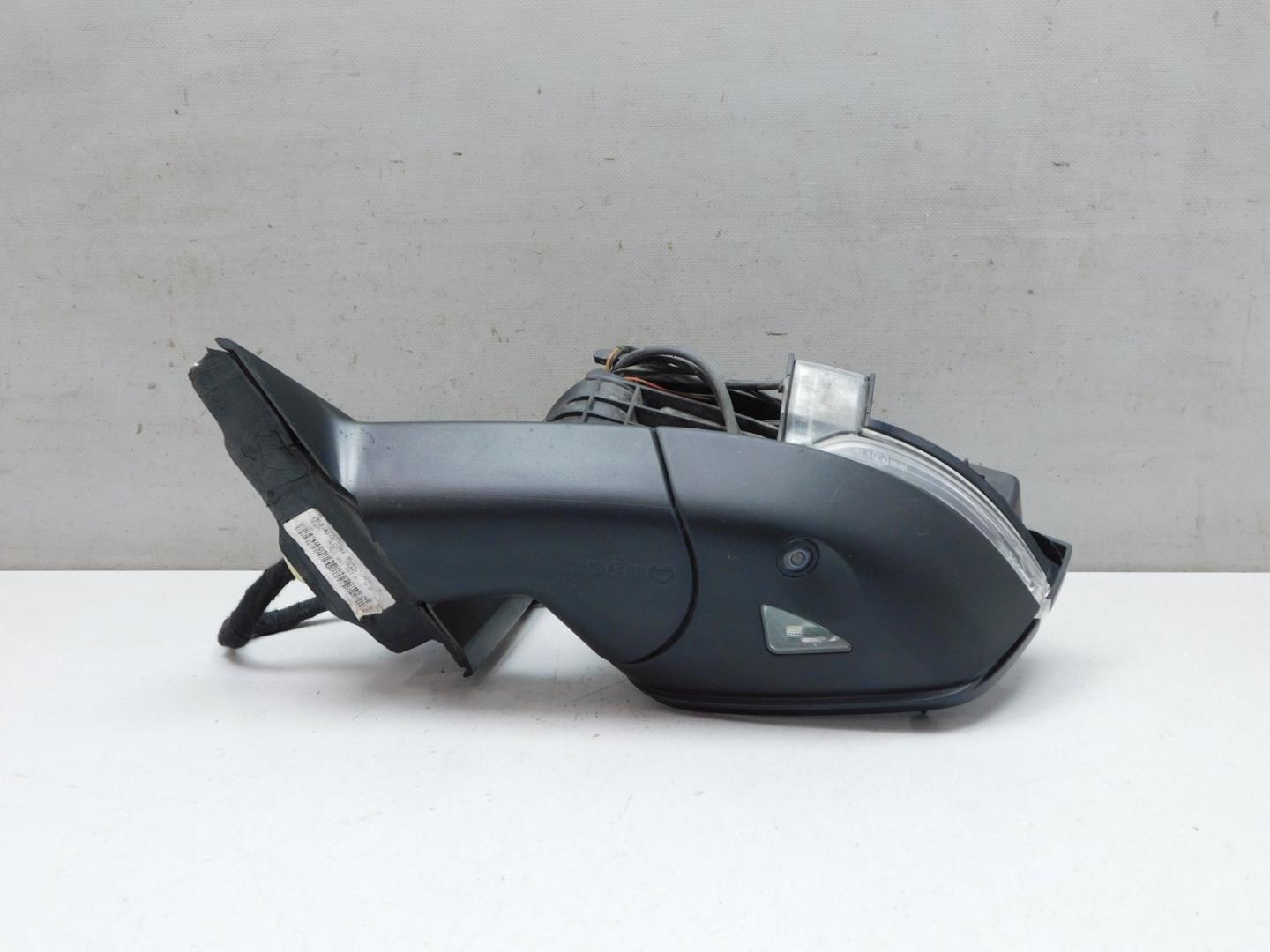 Зеркало левое электрическое