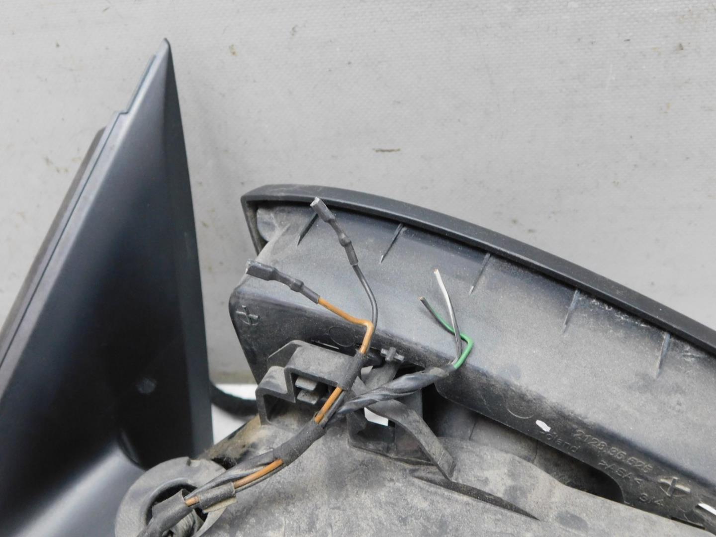 Зеркало левое электрическое