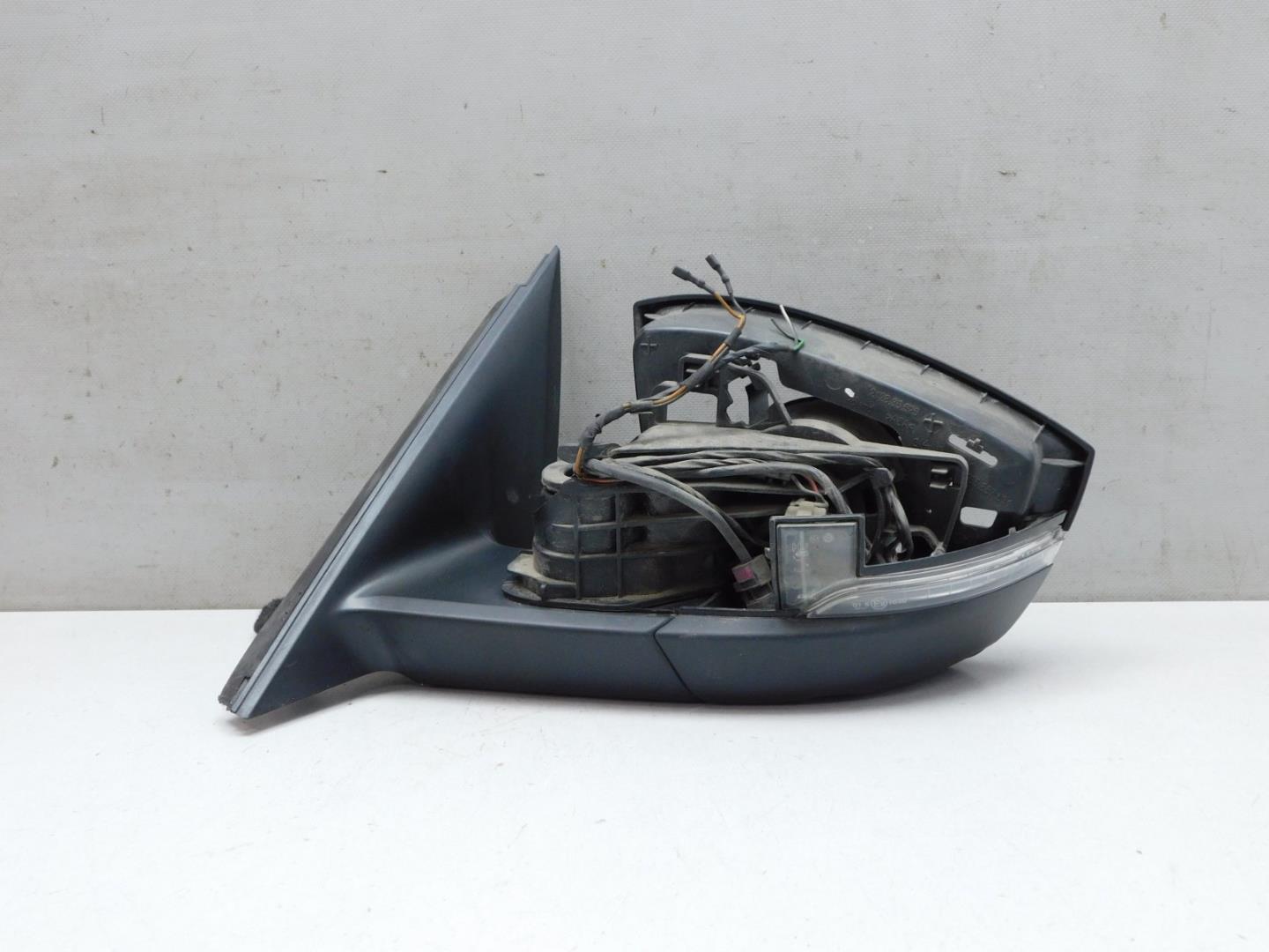 Зеркало левое электрическое