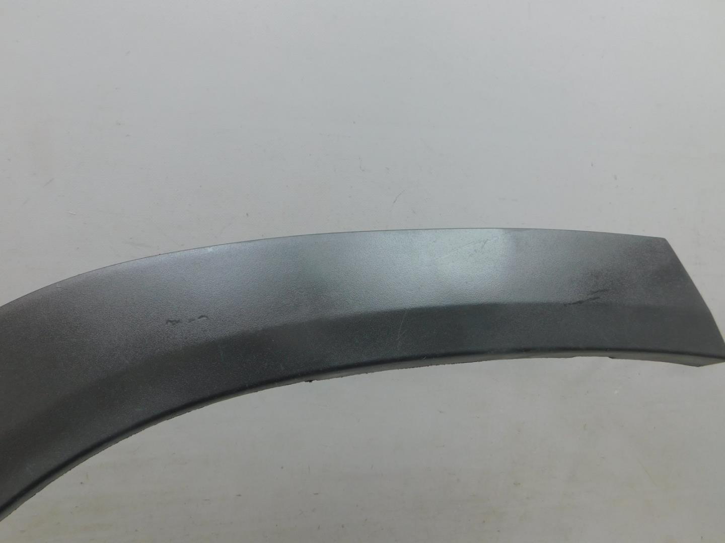 Накладка заднего крыла правого