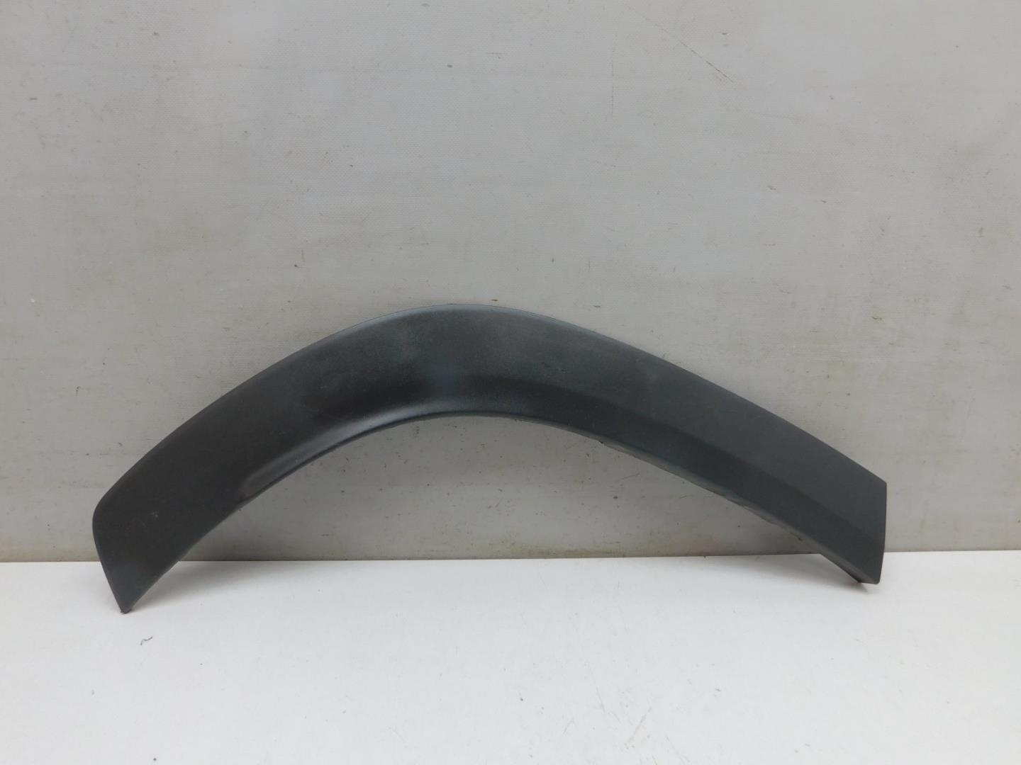 Накладка заднего крыла правого