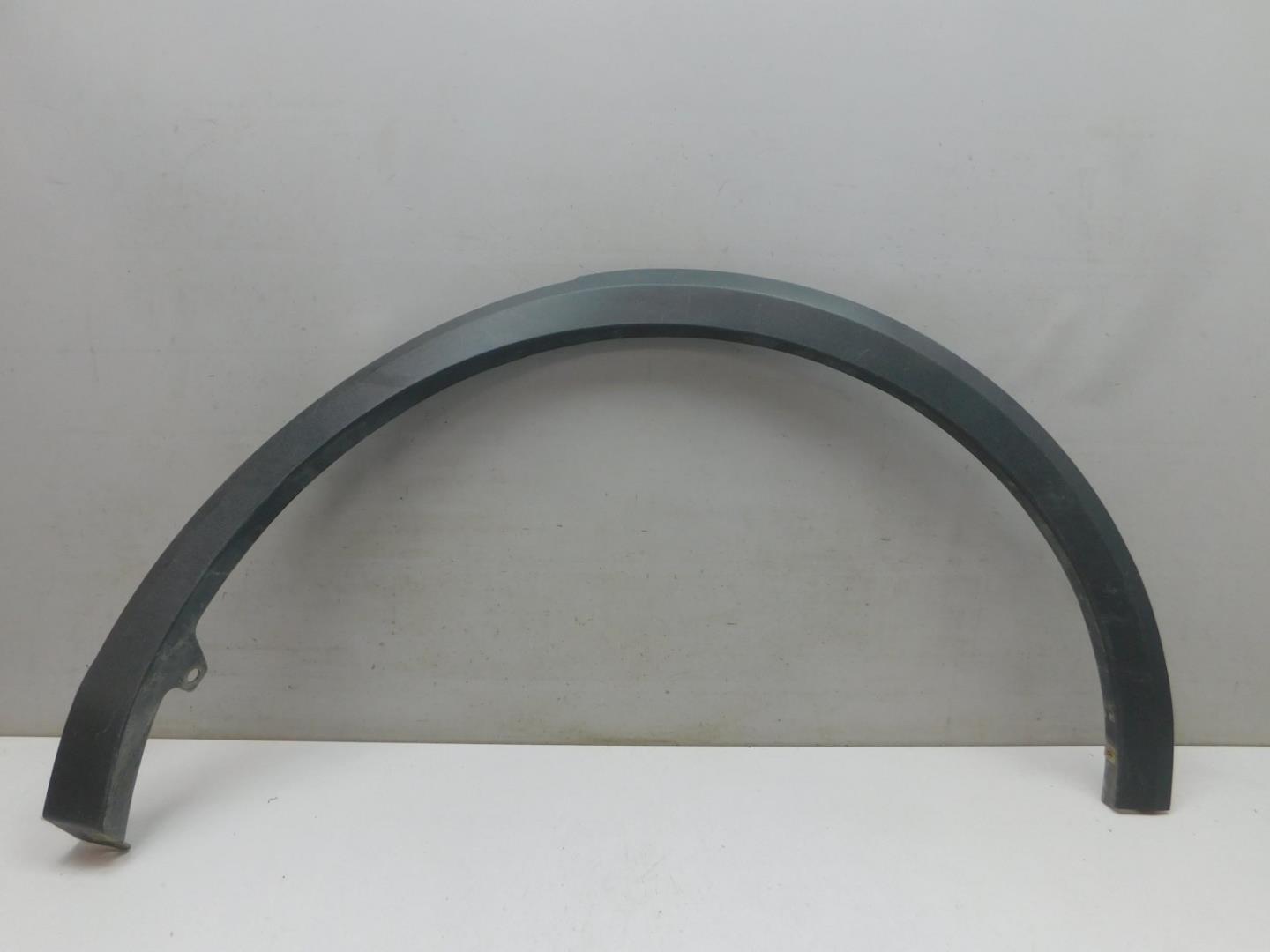 Накладка заднего крыла левого