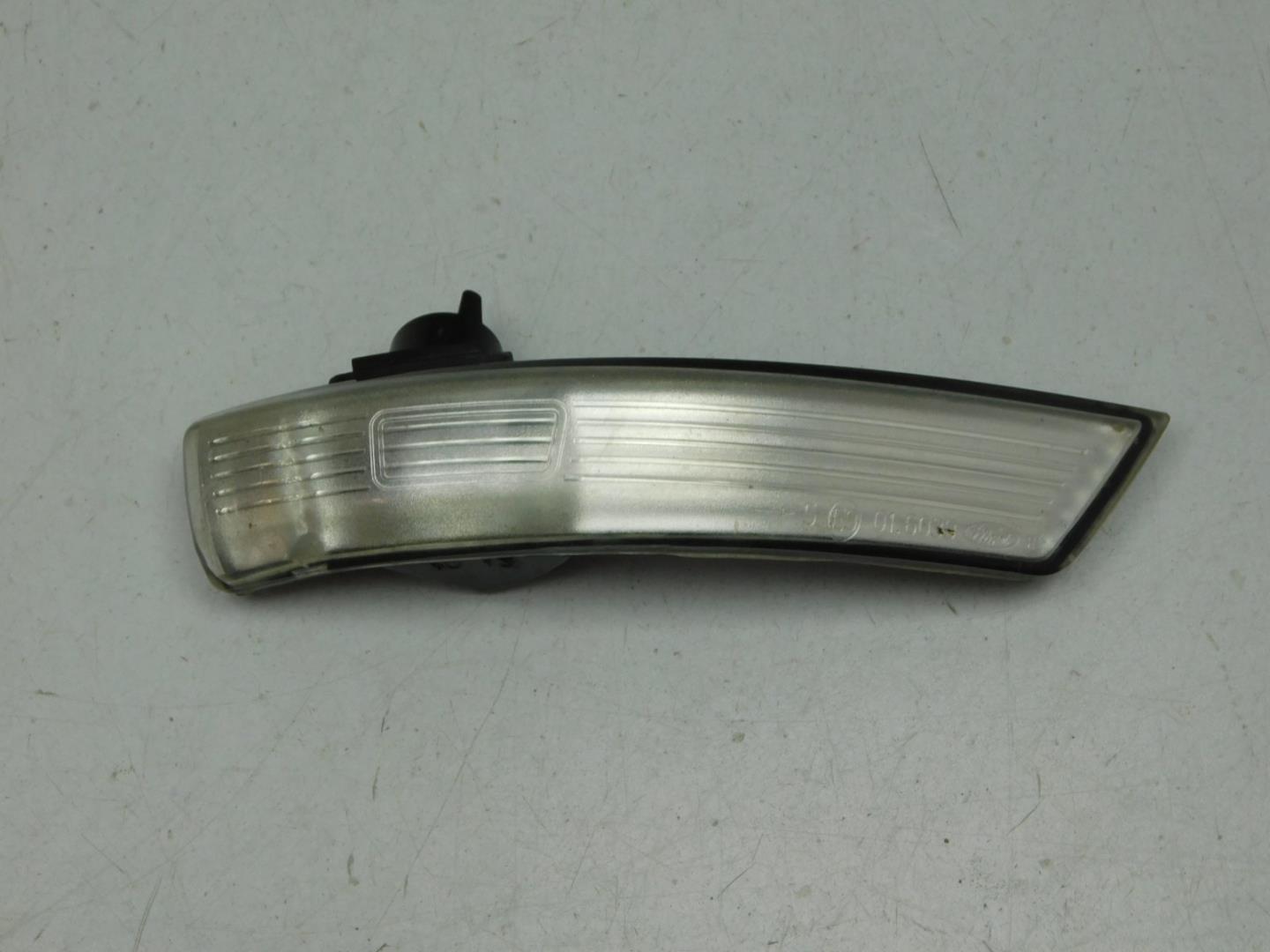 Повторитель поворота белый