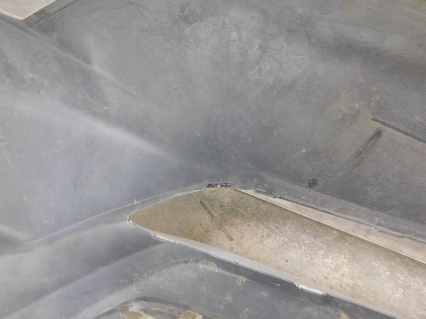 Бампер передний