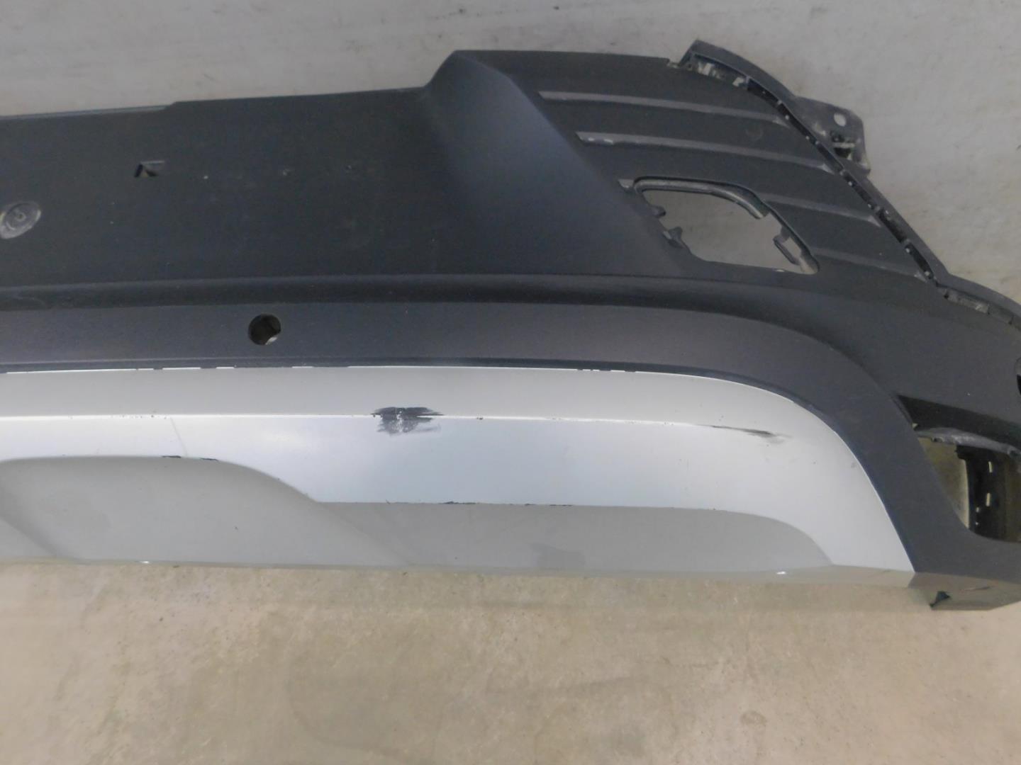 Бампер задний