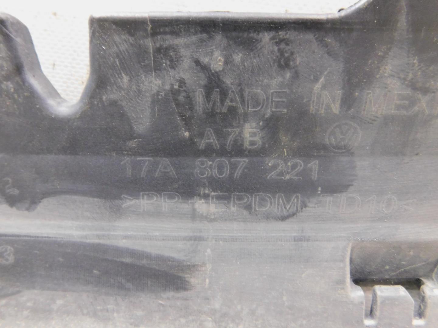 Бампер передний