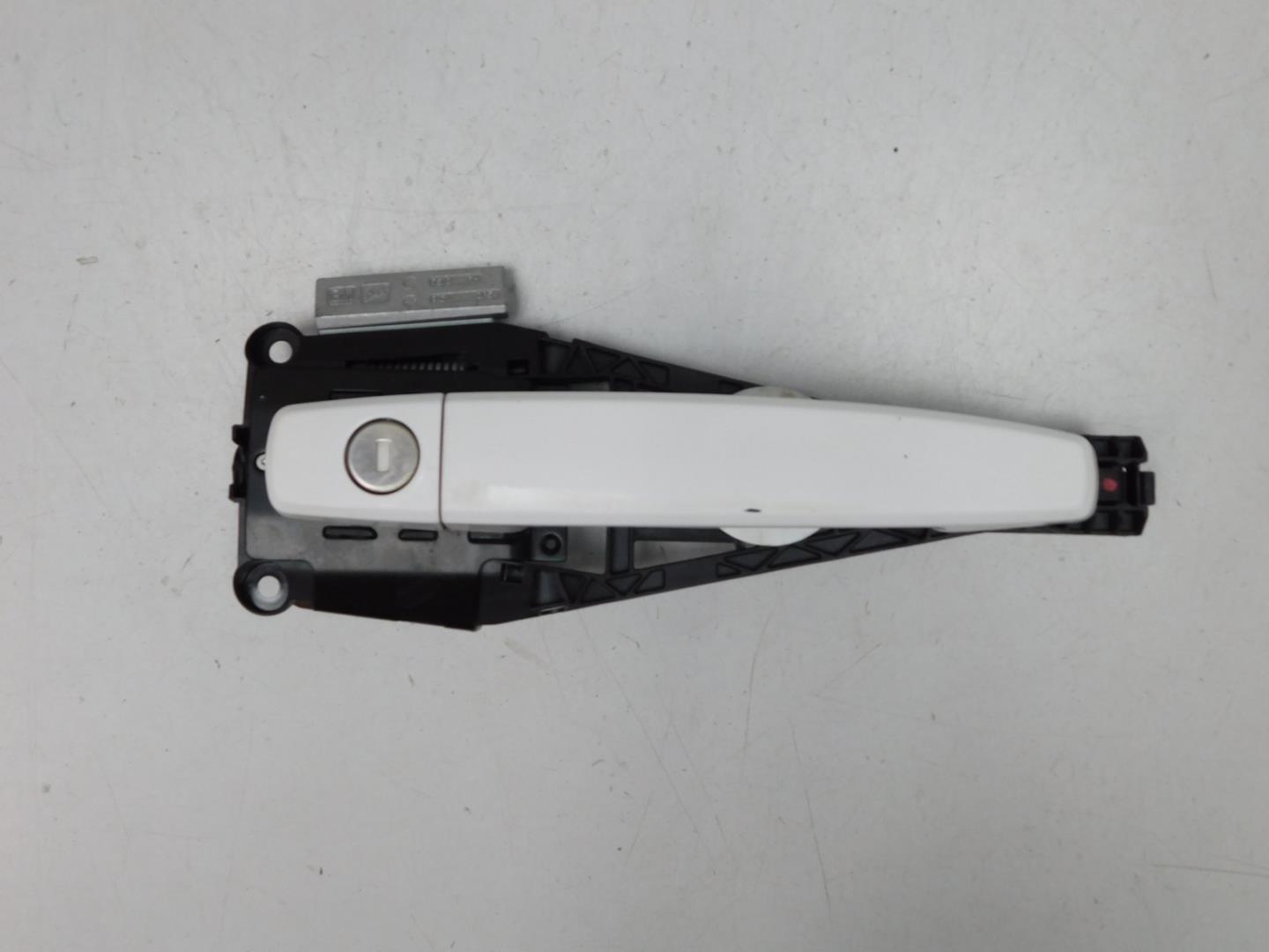 Ручка двери передней внутренняя правая