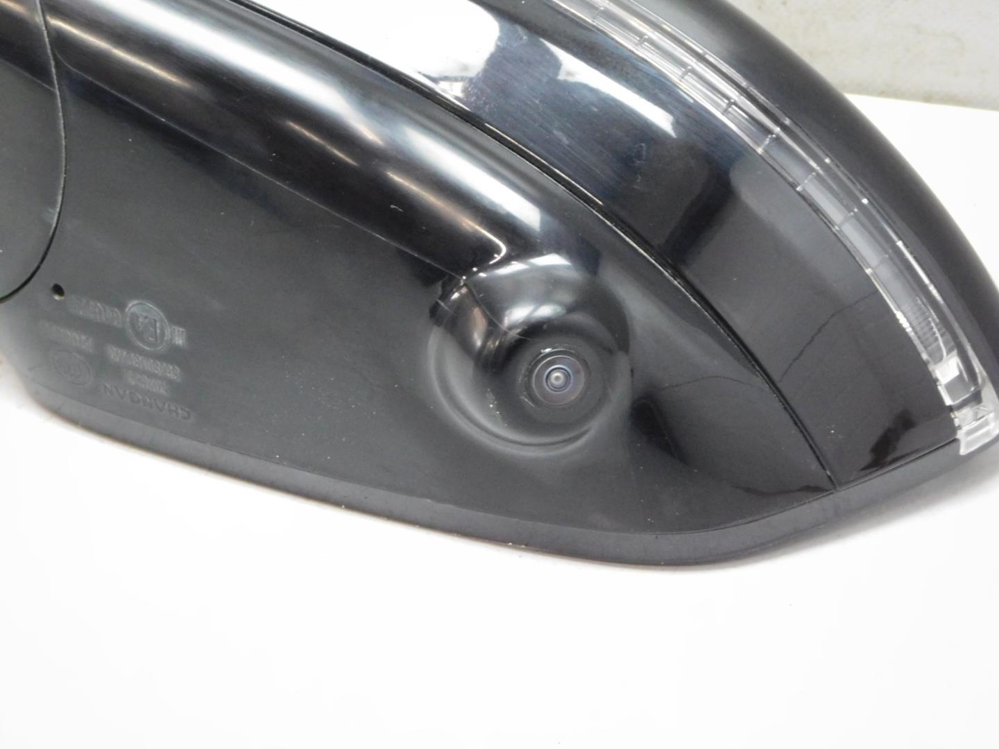 Зеркало левое электрическое