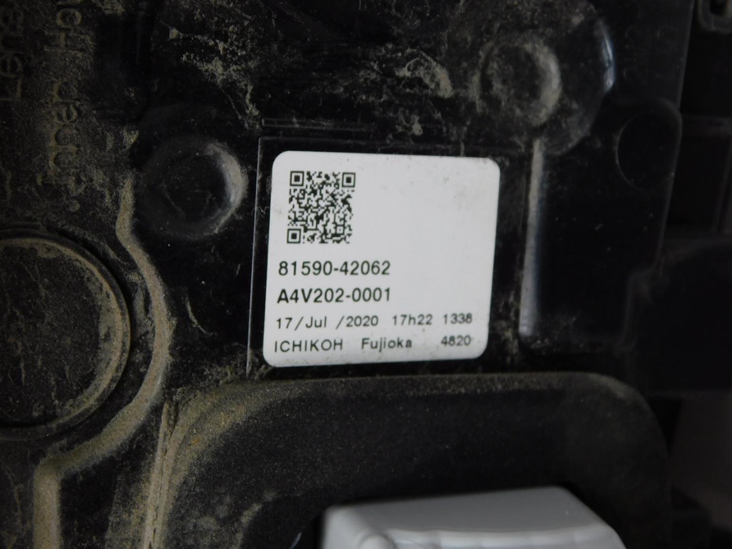 Фонарь задний внутренний левый