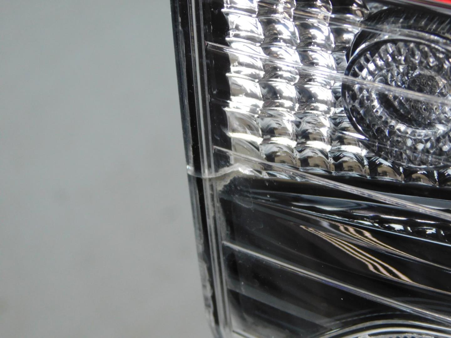 Фонарь задний внутренний левый