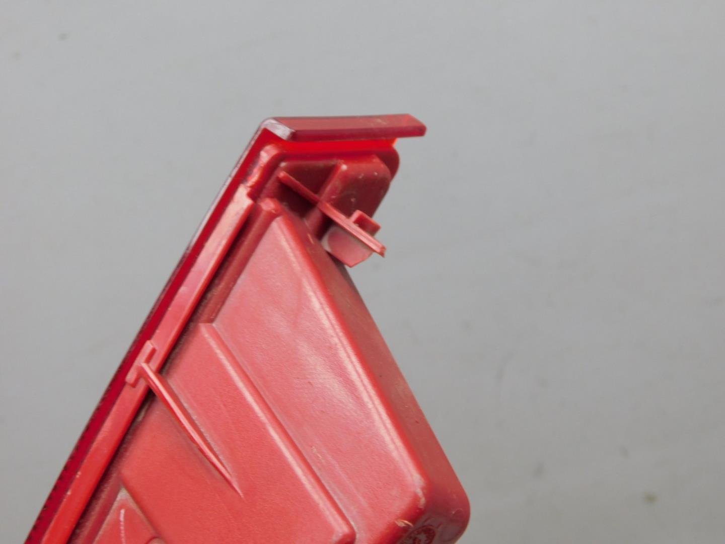 Фонарь задний в бампер правый