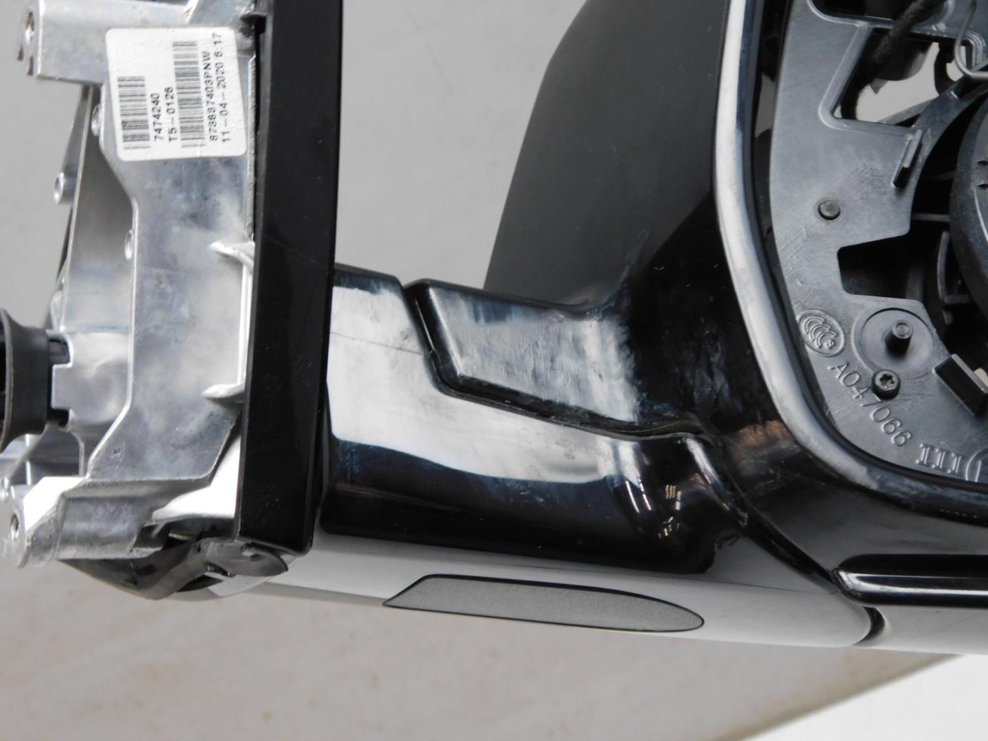 Зеркало правое электрическое