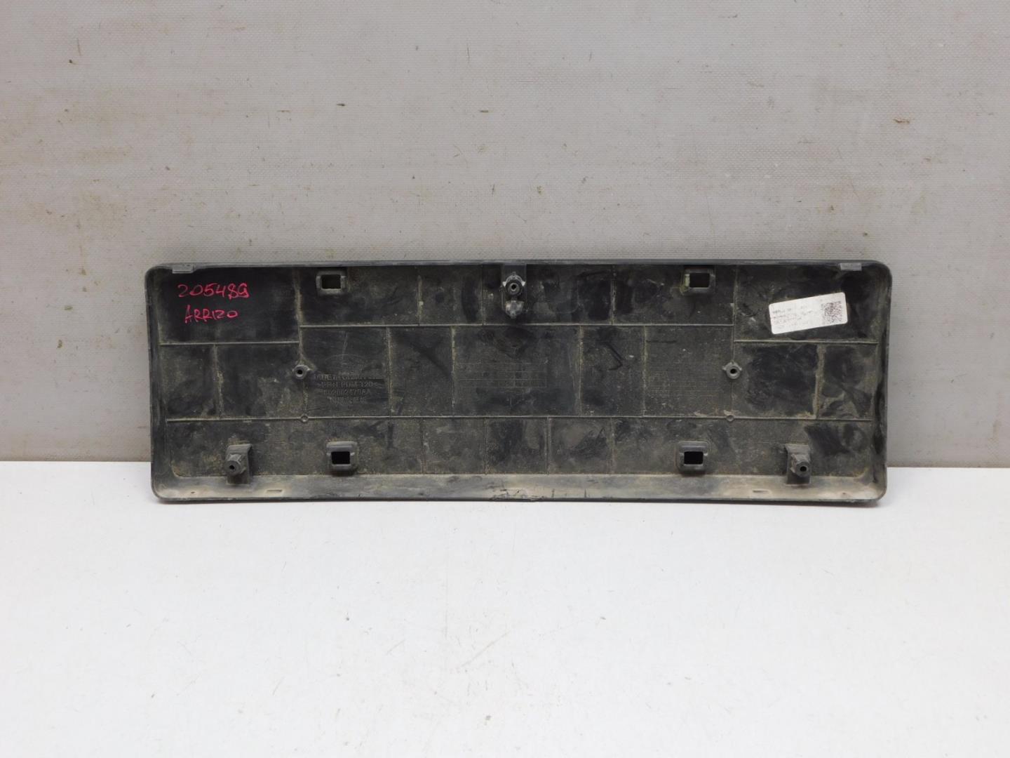 Накладка переднего бампера