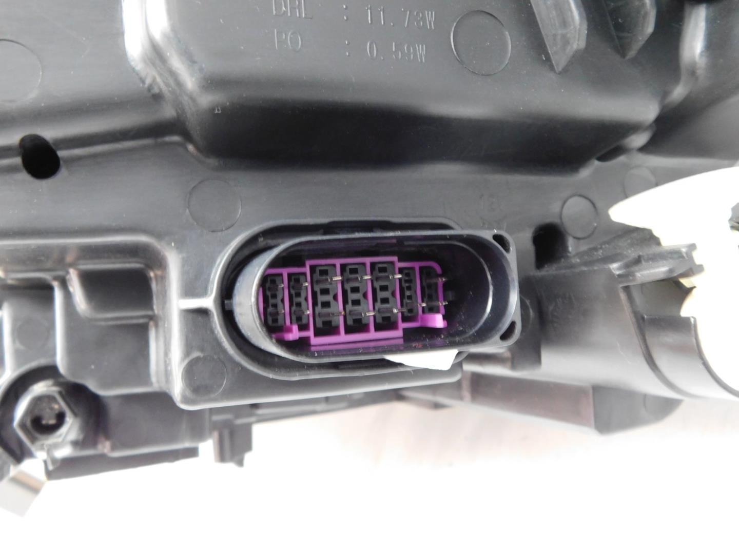 Фара правая