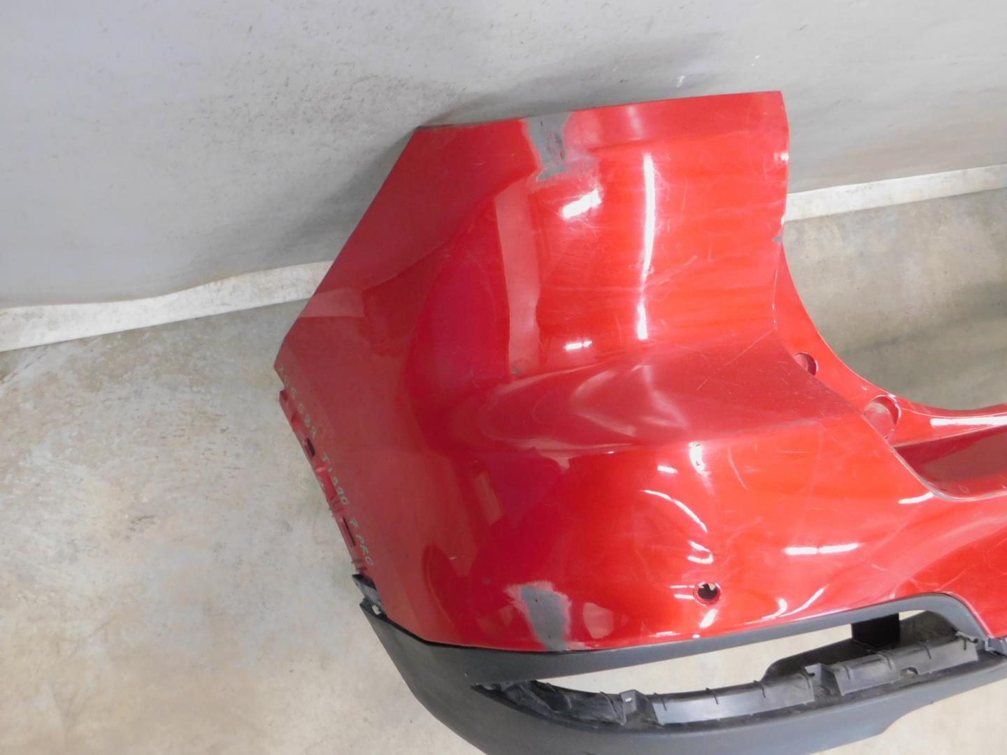 Бампер задний