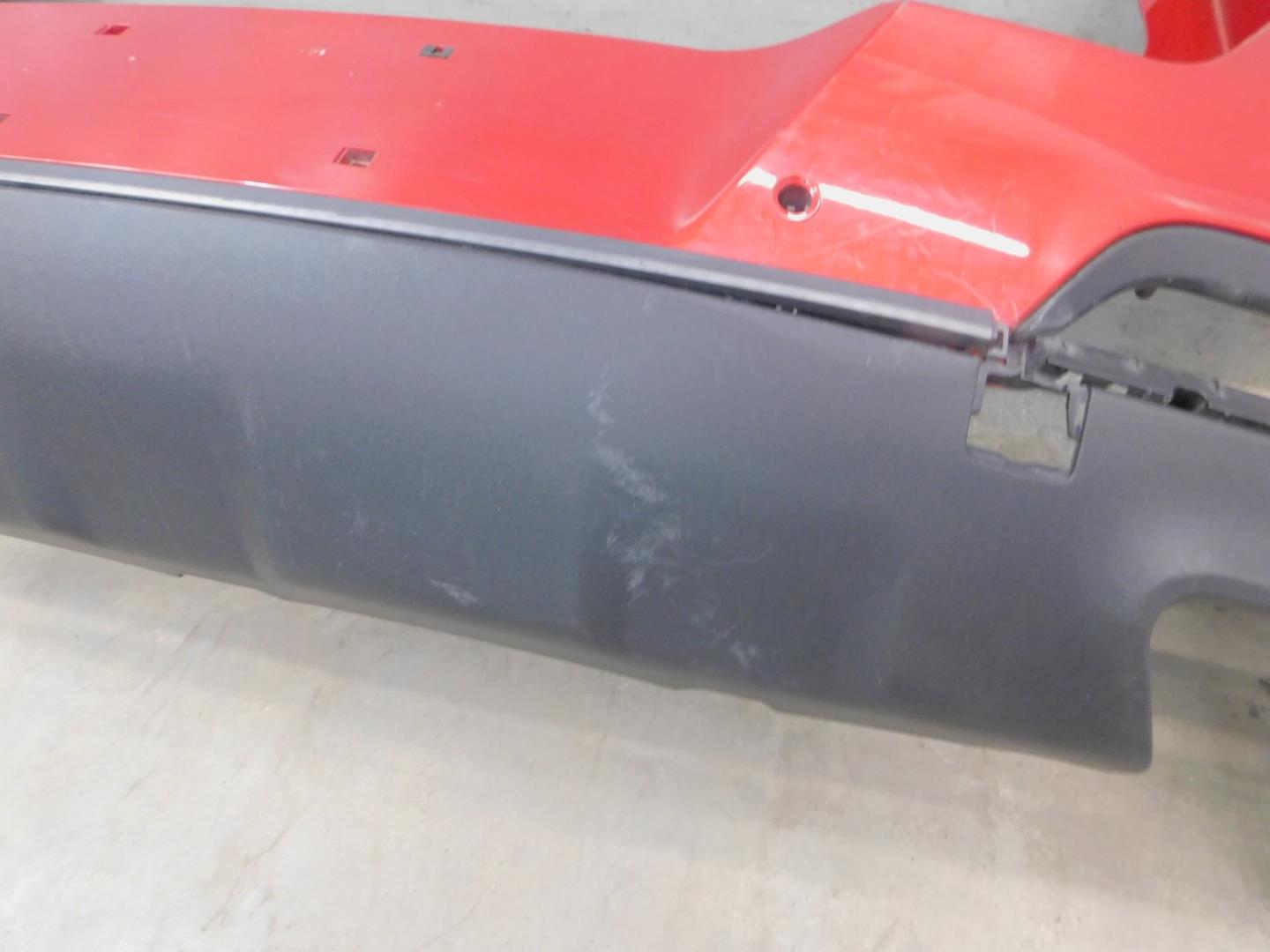 Бампер задний