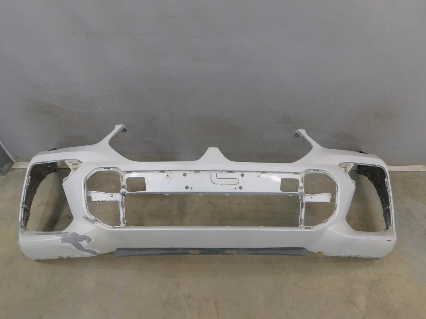 Бампер передний