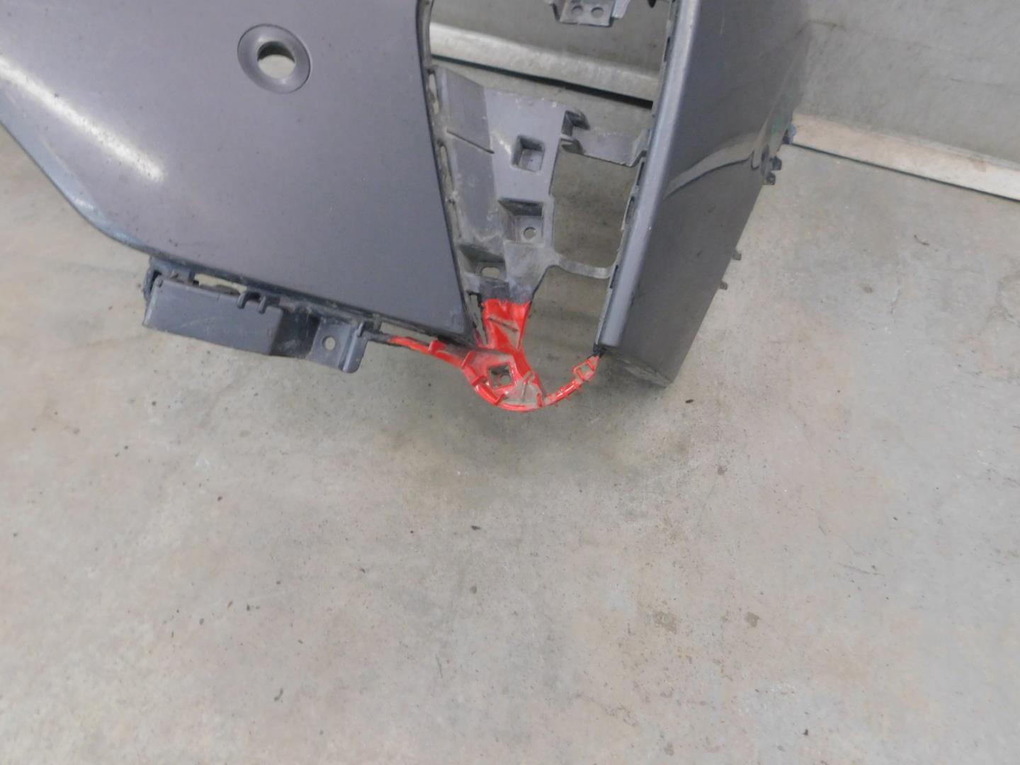 Бампер передний